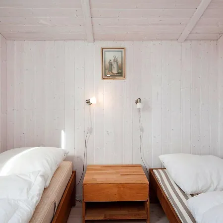 Three-bedroom Holiday In Tatil Evi *